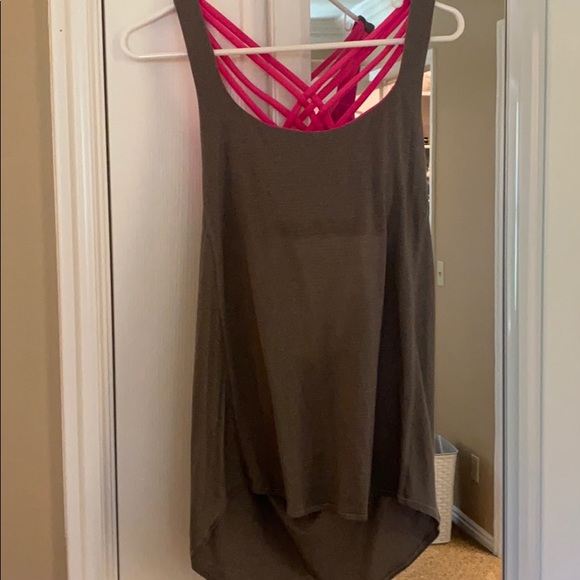 Lulu lemon workout tank with bra - Picture 2 of 2